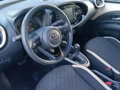 Photo 14 Toyota Aygo  X 1.0 VVT-i 72ch Design S-CVT