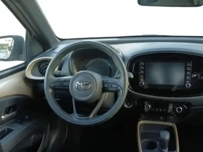 Photo 11 Toyota Aygo  X 1.0 VVT-i 72ch Design S-CVT