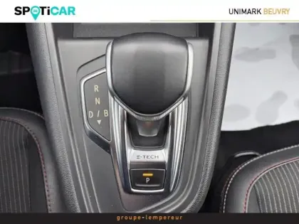 Photo 13 Renault Captur  1.6 E-Tech hybride rechargeable 160ch RS Line
