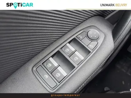 Photo 14 Renault Captur  1.6 E-Tech hybride rechargeable 160ch RS Line