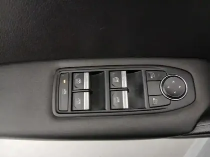 Photo 13 Renault Captur  1.0 TCe 90ch Evolution