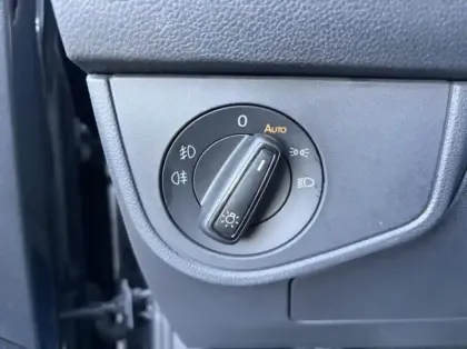 Photo 11 Volkswagen Taigo  1.0 TSI 116ch R-Line Edition DSG7