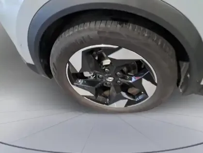 Photo 24 Renault Captur  1.6 E-Tech hybride 145ch Techno