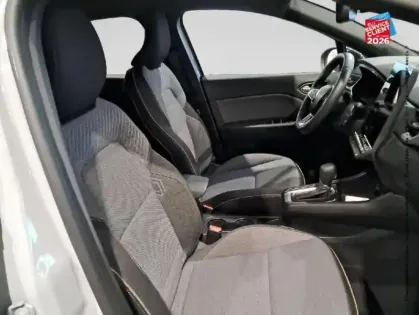 Photo 19 Renault Captur  1.6 E-Tech hybride 145ch Techno