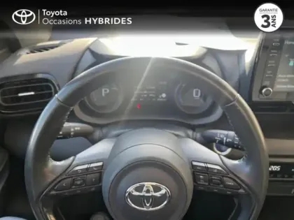 Photo 12 Toyota Yaris  116h Design 5p MY22