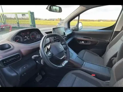 Photo 8 Peugeot Rifter  1.5 BlueHDi 130ch S&S Standard GT Line EAT8