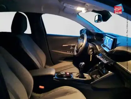 Photo 10 Peugeot 208  1.2 100ch S/S Allure Carplay