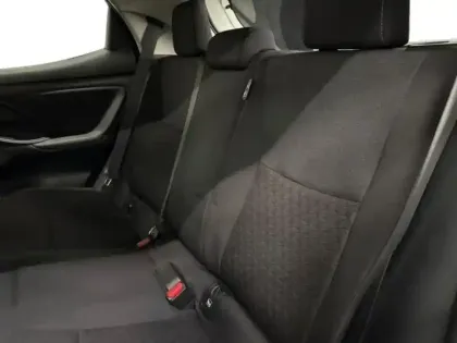 Photo 9 Toyota Yaris  116h Design 5p MY22