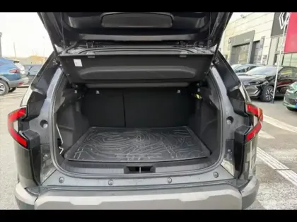 Photo 11 Dacia Duster  1.6 hybrid 140ch Extreme