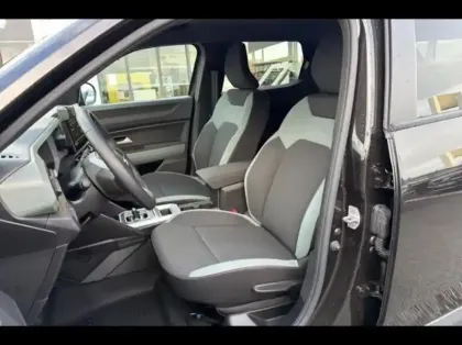 Photo 9 Dacia Duster  1.6 hybrid 140ch Extreme