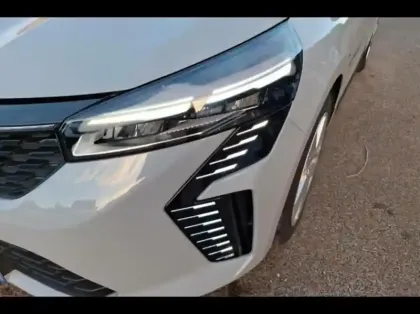 Photo 13 Renault Clio  1.0 TCe 90ch Evolution - 24