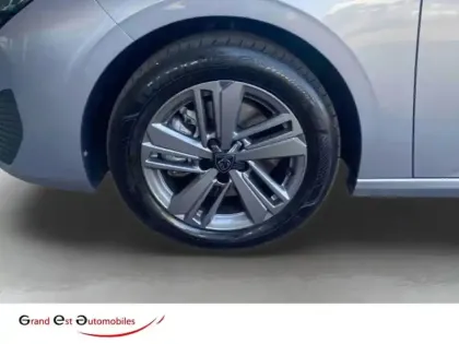 Photo 25 Peugeot 308  1.2 Hybrid 145ch Style e-DCS6