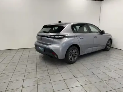 Photo 7 Peugeot 308  1.2 Hybrid 145ch Style e-DCS6