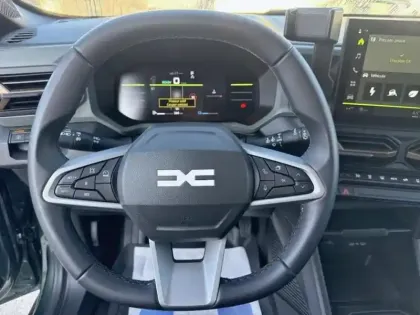 Photo 12 Dacia Duster  1.6 hybrid 140ch Journey
