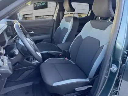 Photo 8 Dacia Duster  1.6 hybrid 140ch Journey