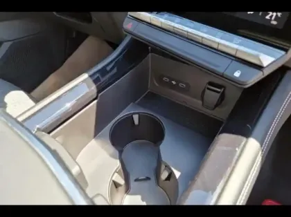 Photo 11 Renault Espace  1.2 E-Tech full hybrid 200ch Techno