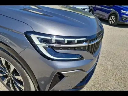 Photo 8 Renault Espace  1.2 E-Tech full hybrid 200ch Techno