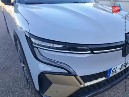 Photo 27 Renault Megane  E-Tech Electric EV60 220ch Iconic super charge