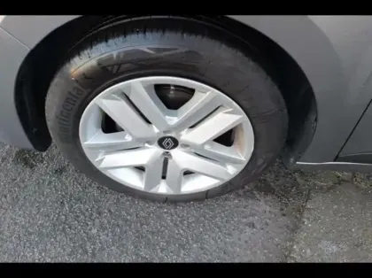 Photo 12 Renault Clio  1.0 TCe 90ch Evolution - 24