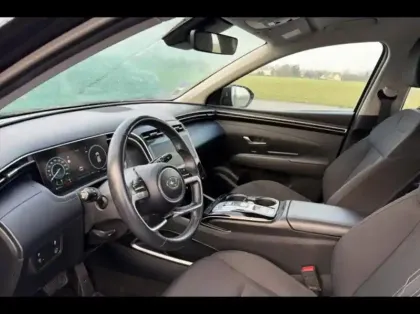 Photo 8 Hyundai Tucson  1.6 T-GDi 230ch Hybrid Business BVA6