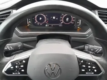 Photo 10 Volkswagen Tiguan  1.4 eHybrid 245ch R-Line Exclusive DSG6