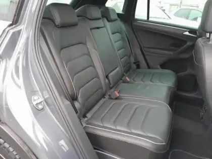 Photo 7 Volkswagen Tiguan  1.4 eHybrid 245ch R-Line Exclusive DSG6