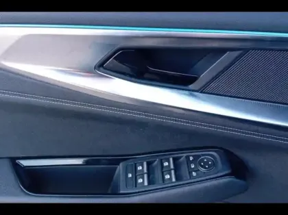 Photo 14 Renault Austral  1.2 E-Tech full hybrid 200ch Iconic