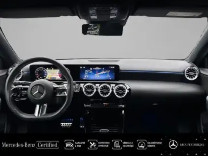 Photo 5 Mercedes Classe A  180 136ch AMG Line 7G-DCT