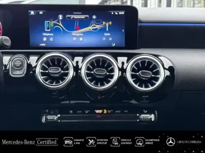 Photo 7 Mercedes Classe A  180 136ch AMG Line 7G-DCT