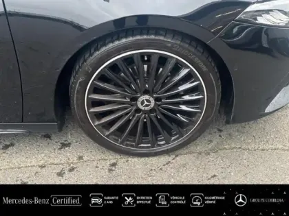 Photo 14 Mercedes Classe A  180 136ch AMG Line 7G-DCT