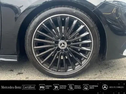 Photo 12 Mercedes Classe A  180 136ch AMG Line 7G-DCT