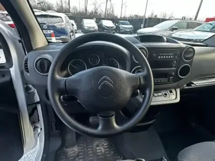 Photo 8 Citroën Berlingo  E- M Feel Nav Blanc