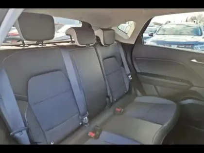 Photo 10 Renault Captur  1.6 E-Tech hybride rechargeable 160ch Intens -21