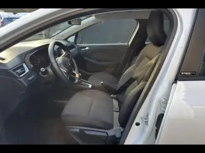 Photo 9 Renault Clio  1.6 E-Tech 140ch Zen -21