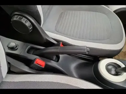 Photo 12 Renault Twingo  E-Tech Electric Zen R80 Achat Intégral - 21MY