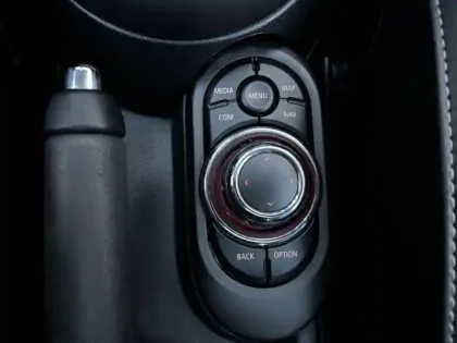 Photo 10 Mini Mini  Cooper 136ch Edition Premium Plus BVA7