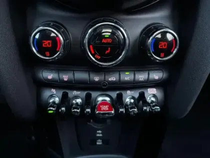 Photo 12 Mini Mini  Cooper 136ch Edition Premium Plus BVA7