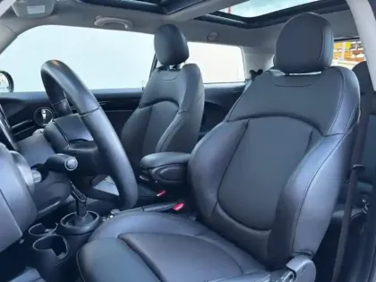 Photo 6 Mini Mini  Cooper 136ch Edition Premium Plus BVA7