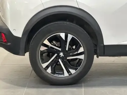 Photo 10 Peugeot 2008  1.2 PureTech 130ch S&S GT EAT8