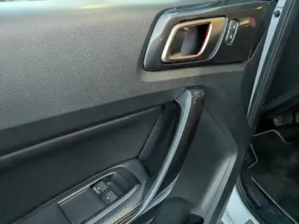 Photo 8 Ford Ranger  2.0 TDCi 213ch Super Cab Wildtrak BVA10