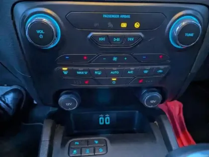 Photo 14 Ford Ranger  2.0 TDCi 213ch Super Cab Wildtrak BVA10