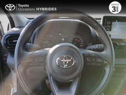 Photo 12 Toyota Yaris  116h Dynamic 5p MY22