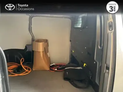 Photo 6 Toyota Proace  Medium Electric 136ch 75kWh Start MC24