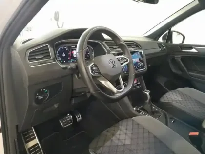 Photo 13 Volkswagen Tiguan  2.0 TDI 150ch R-Line DSG7