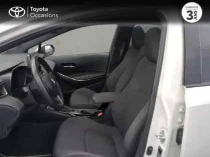 Photo 10 Toyota Corolla  122h Design