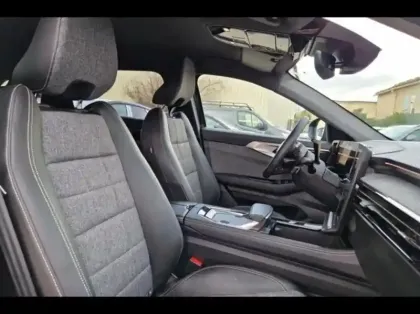 Photo 9 Renault Espace  1.2 E-Tech full hybrid 200ch Techno 7 places - 24