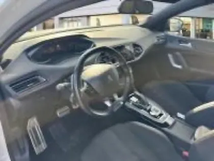 Photo 6 Peugeot 308  1.2 PureTech 130ch S&S GT EAT8