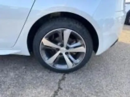 Photo 9 Peugeot 308  1.2 PureTech 130ch S&S GT EAT8