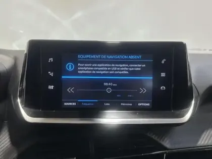 Photo 13 Peugeot 2008  1.2 PureTech 100ch S&S Style