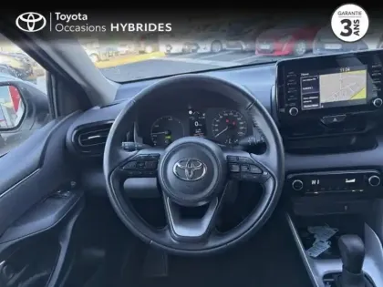 Photo 8 Toyota Yaris  116h Dynamic 5p MC24